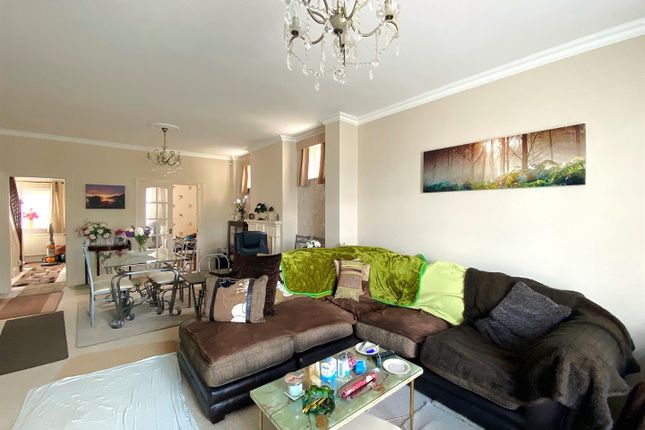 12, Little Common Road, Bexhill-On-Sea photo 4