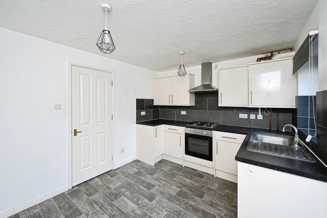 31, Overmoor View, Alfreton photo 3