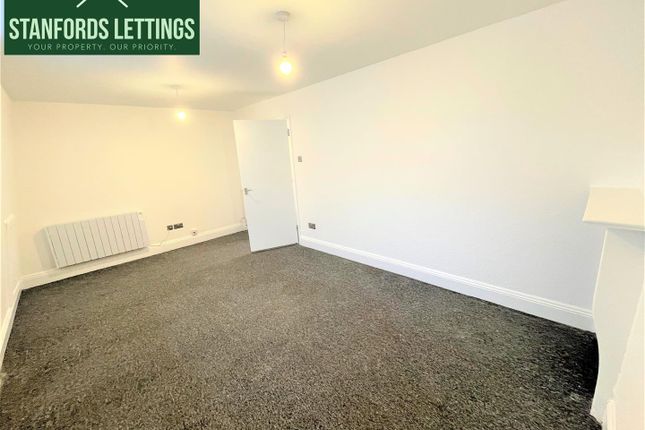 Flat 4, 22, Clarence Square, Brighton photo 3