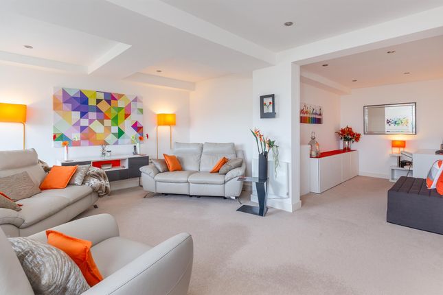 Flat 1, Egypt Reach, 33 Baring Road, Cowes photo 3