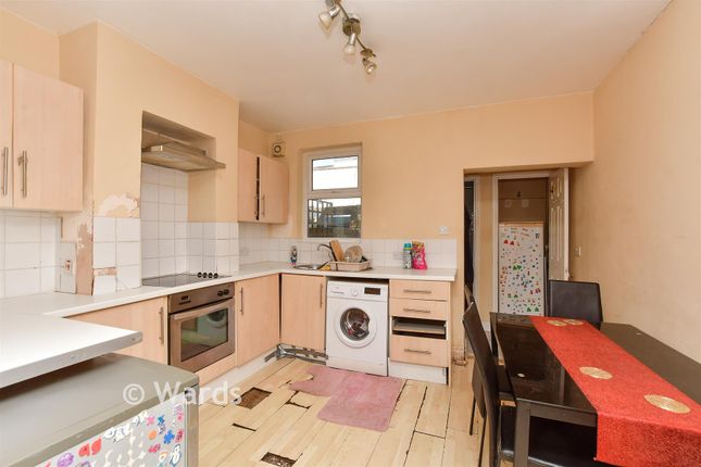 5, East Lane, Sheerness photo 4