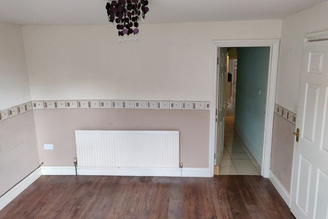 92, Elsden Road, Wellingborough photo 4