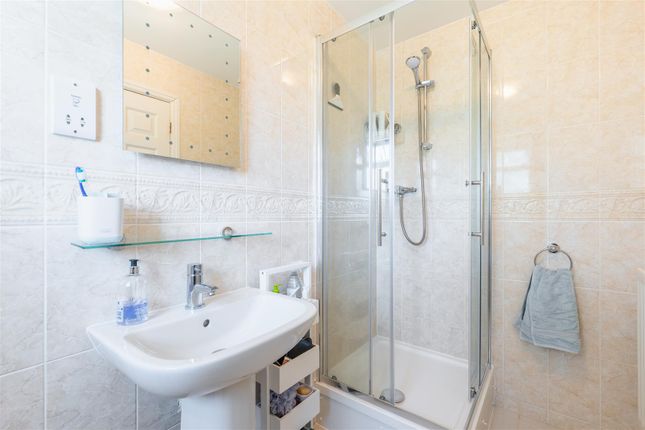 Bathrooms-3.Jpg