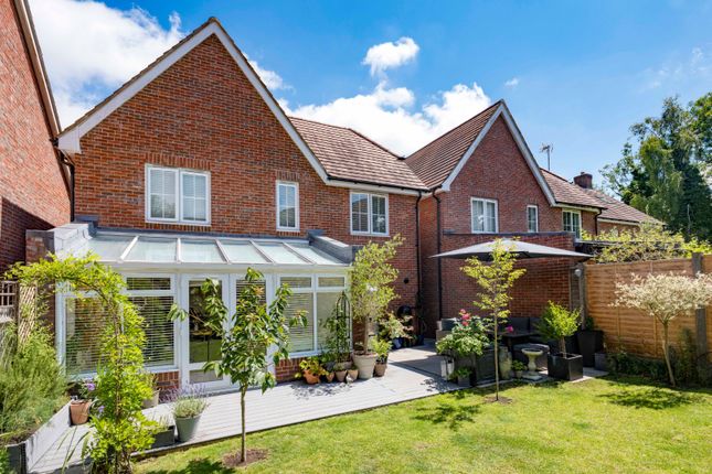 17, Buttinghill Drive, West Sussex photo 2