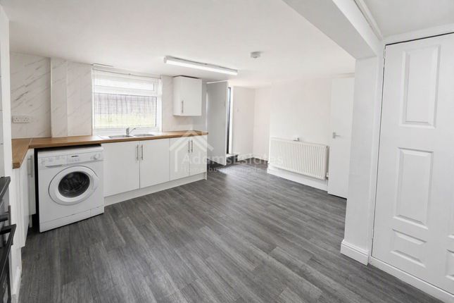 8, Dearnley Street, Dewsbury photo 4