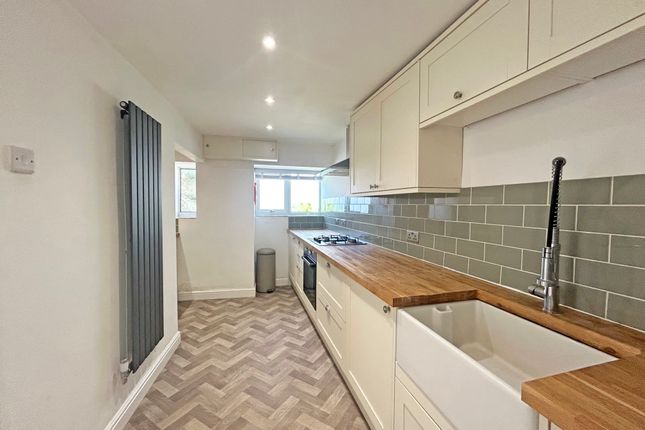 Spring Cottage, The Dale, Matlock photo 3