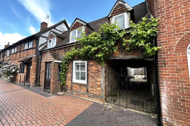 Thumbnail Maisonette to rent in Rose Street, Wokingham, Berkshire