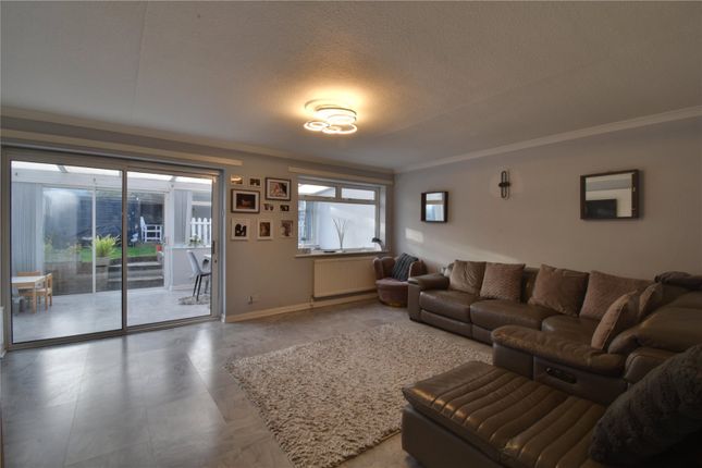 2, Sycamore Approach, Rickmansworth photo 2