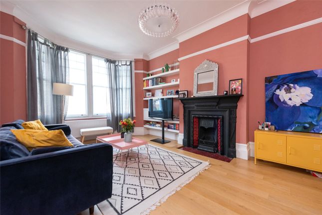 Flat to rent in Brondesbury Park Mansions, 132 Salusbury Road, London