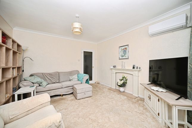 47, Tennyson Avenue, Rugby photo 3