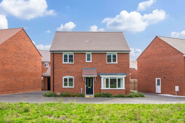 Leaf Living at Great Oldbury, Stonehouse, GL10, Stonehouse photo 2
