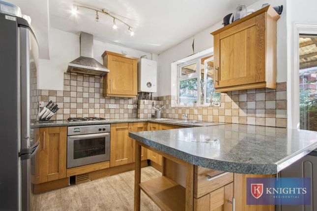 47, Woodgrange Avenue, Enfield photo 4