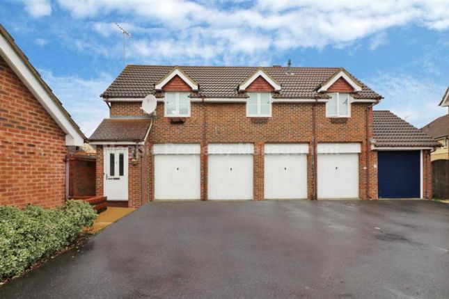 2-bed house on 9, Thistle Drive, Hatfield, £1,550/mo