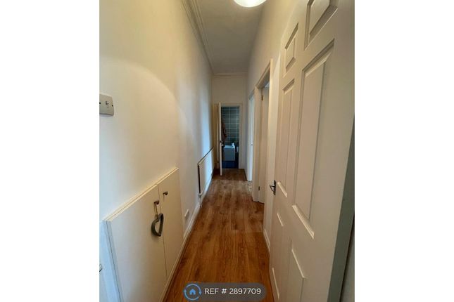 Flat C, Kinross Road, Waterloo photo 3