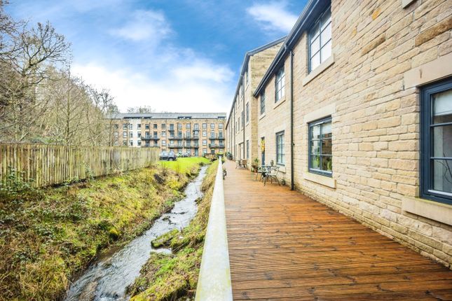 End terrace house for sale in 65 Kinderlee Way, Glossop