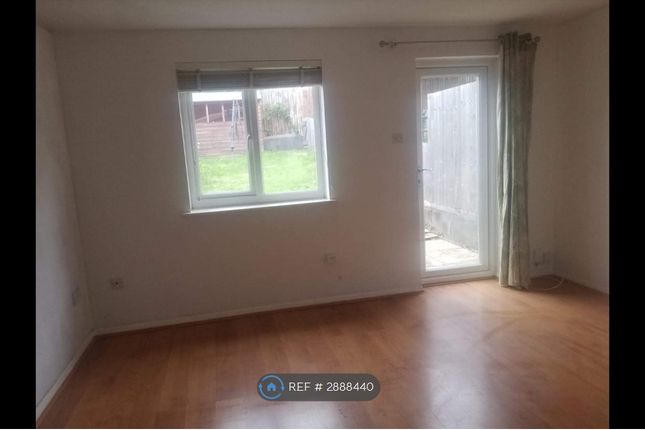 Chennells Close, Hitchin photo 3