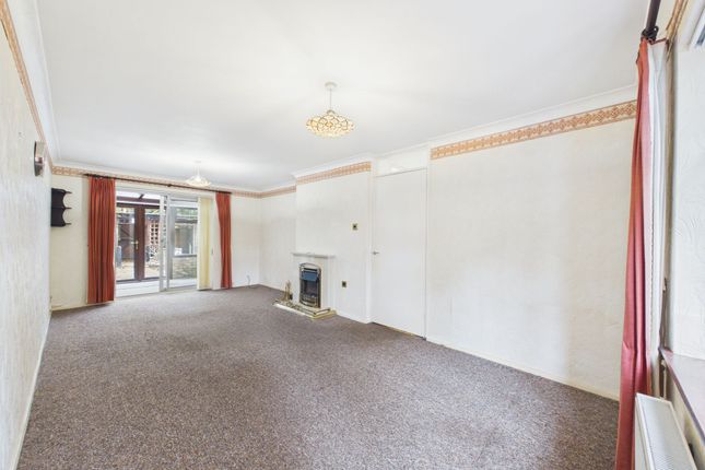 36 Elizabeth Watling Close, Thetford photo 3