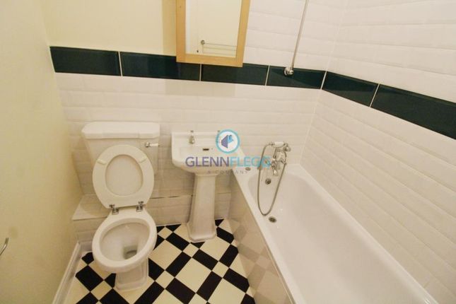 Flat 4, 37, Upton Park, Slough photo 5