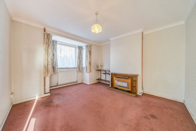 14, York Road, Northwood photo 3