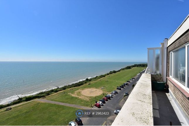 Flat, Kings House The Esplanade, Frinton-On-Sea photo 3