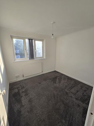 40a Waterbeach Road, Slough, London photo 5