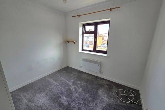 76, Gosport photo 5