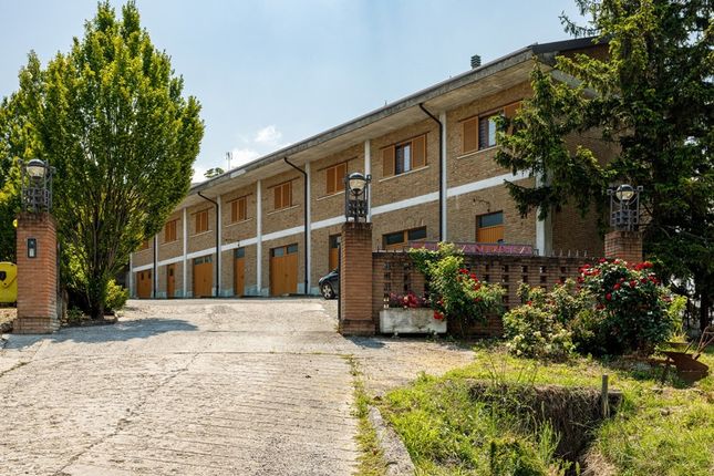 Villa for sale in Lombardia, Pavia, Borgo Priolo