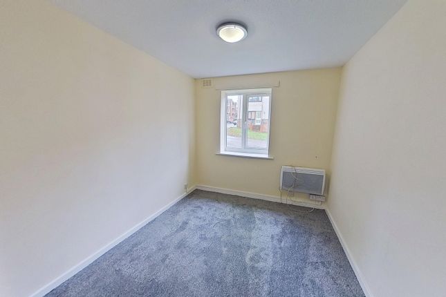 Regency Court, Bradford photo 5