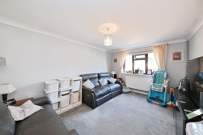 3, Cottage Close, Belper photo 2