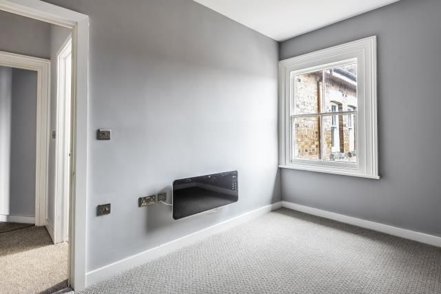 Flat 7 Belmont, Temple Street, Llandrindod Wells photo 3