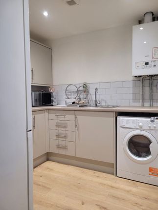 Flat 2 Punch House Flats, Tredegar photo 5