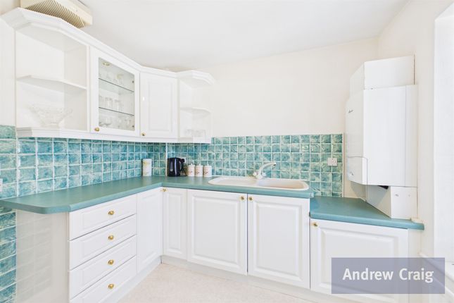 2 Selwood Court, South Shields photo 5