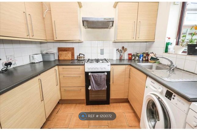 Pearl Gardens, Slough photo 3