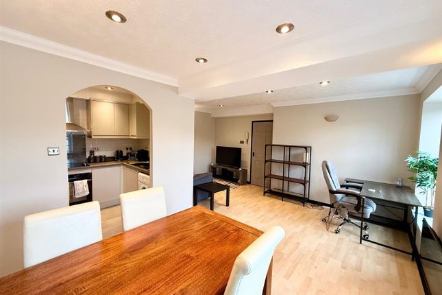 Bridgeholme Mill, Flat 17, Charley Lane, High Peak photo 3