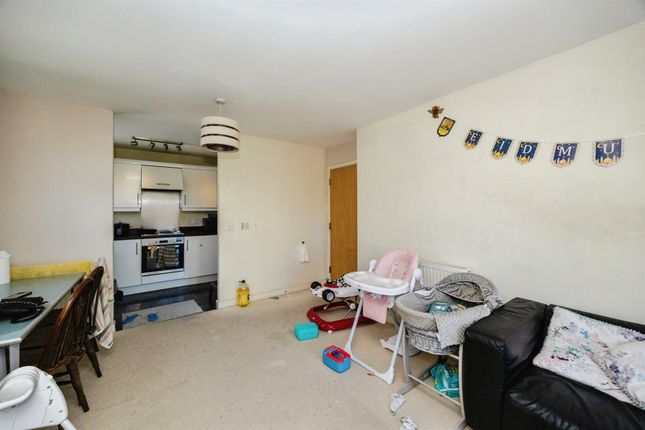 Flat 31, Lion House, Lion Terrace, Portsmouth photo 3