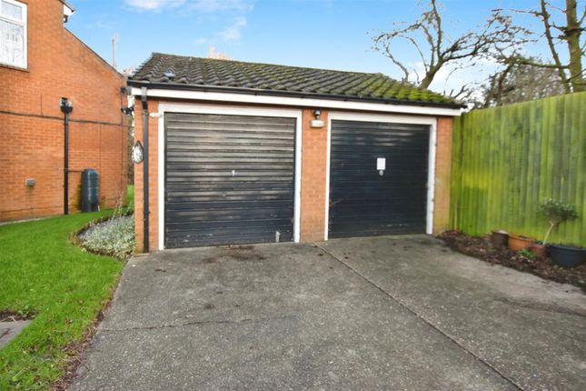 Flat for sale in Glenfield Drive, Kirk Ella, Hull