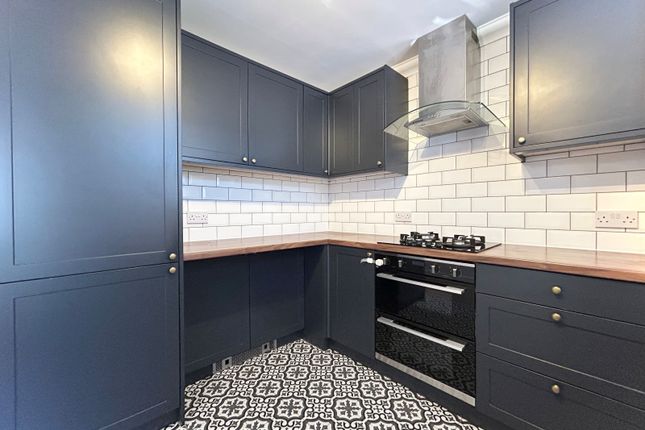 69 William Street, CARSHALTON photo 2