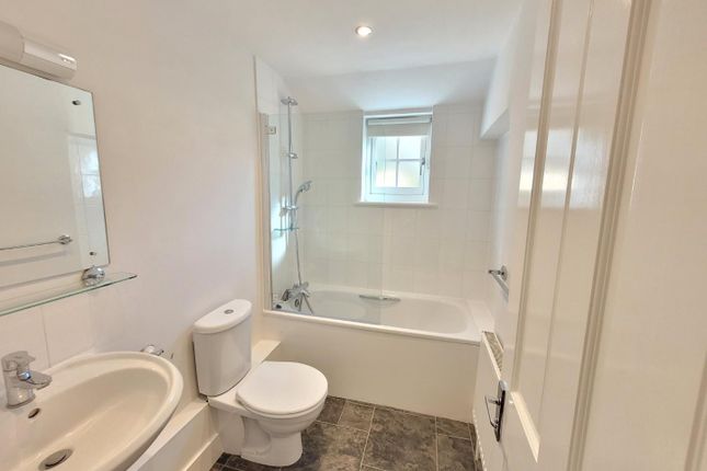 2, Dekker Road, London photo 4