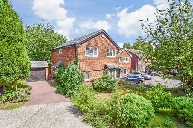 75, Foxden Drive, Maidstone photo 2