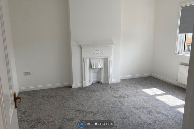 Sunningdale, Fairview Drive, Chigwell photo 3