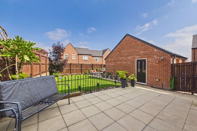 8 Glade Drive, Newcastle Upon Tyne photo 4