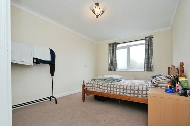 Flat 19, Baltimore Court, 74, The Drive, East Sussex photo 3