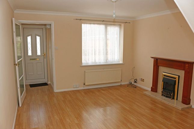 Terraced house to rent in Bosworth Way, Long Eaton
