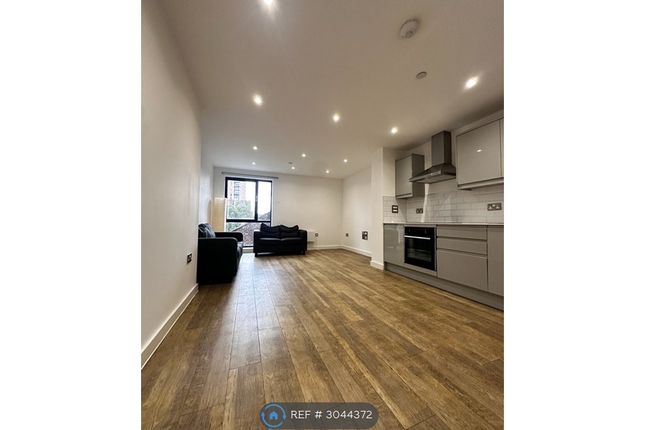 Flat, Cleworth St, Manchester photo 3