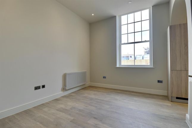 Apartment 6, Jasmine Place, Elm Gardens, Southsea photo 4