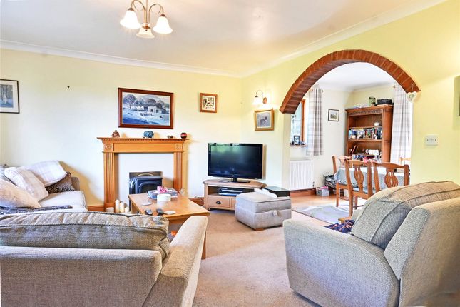 42, Gorse Farm, Llandrindod Wells photo 3
