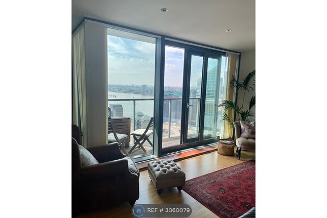 Flat, Elektron Tower Blackwall Way, London photo 5