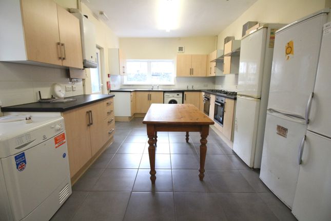 7-bed terraced on 2, Ruthin Gardens, Cardiff, £3,745/mo