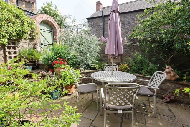Cave Villa, 22, Copse Road, Clevedon photo 3