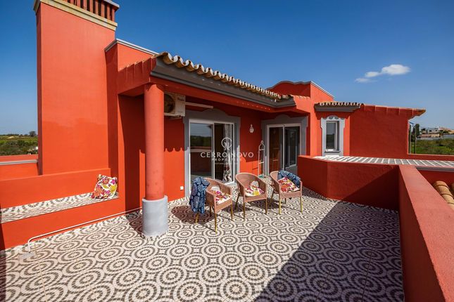 Villa for sale in Vale Da Ursa, Guia, Albufeira Algarve